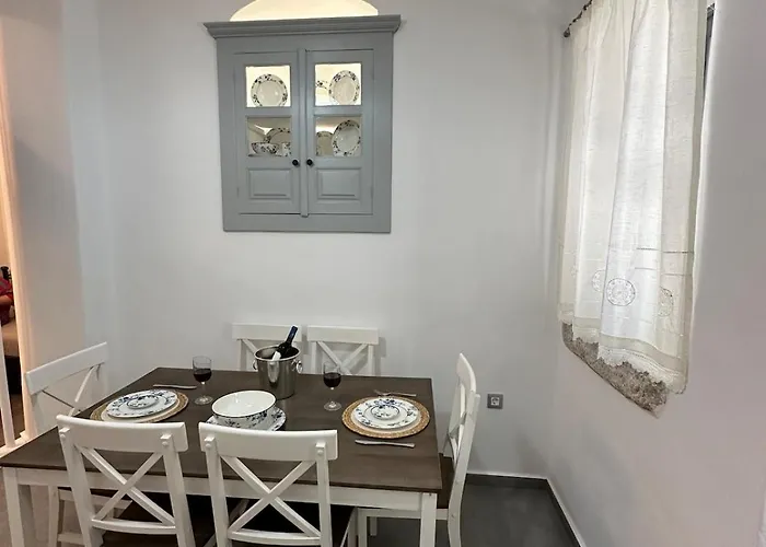 Daire & Cozy Of Apeiranthos *