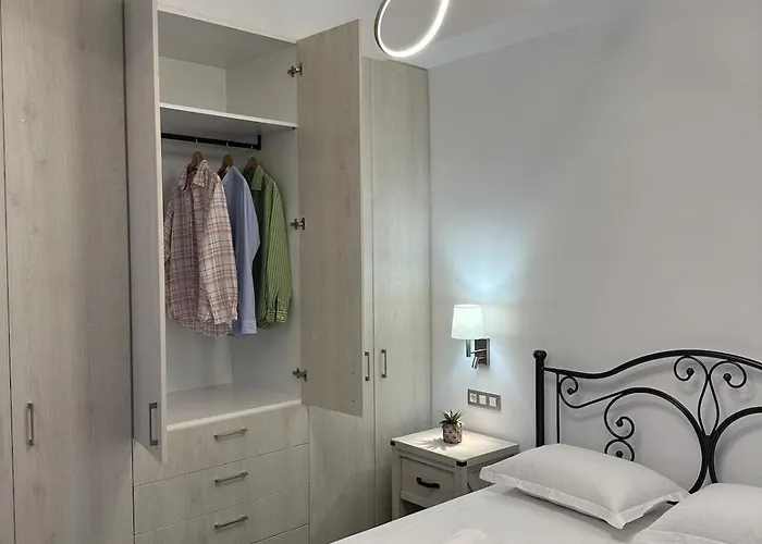 & Cozy Of Apeiranthos * Apérathos